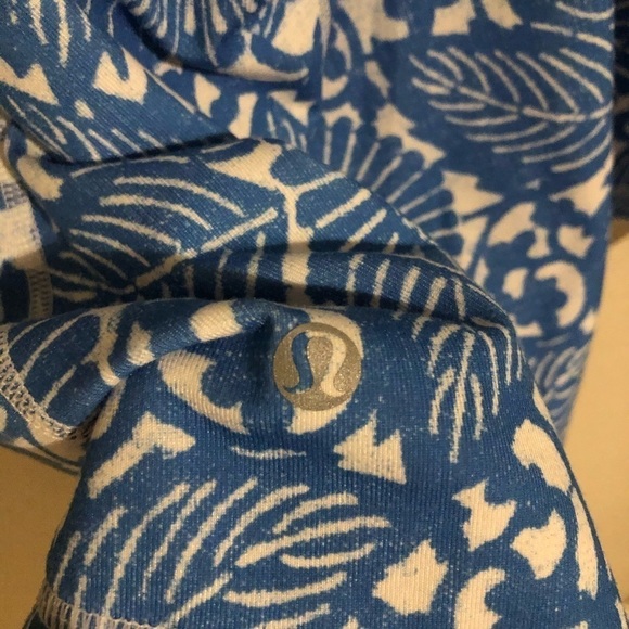 Lululemon Namaste Blue Geo Floral Ruched Halter Tank - Picture 7 of 7